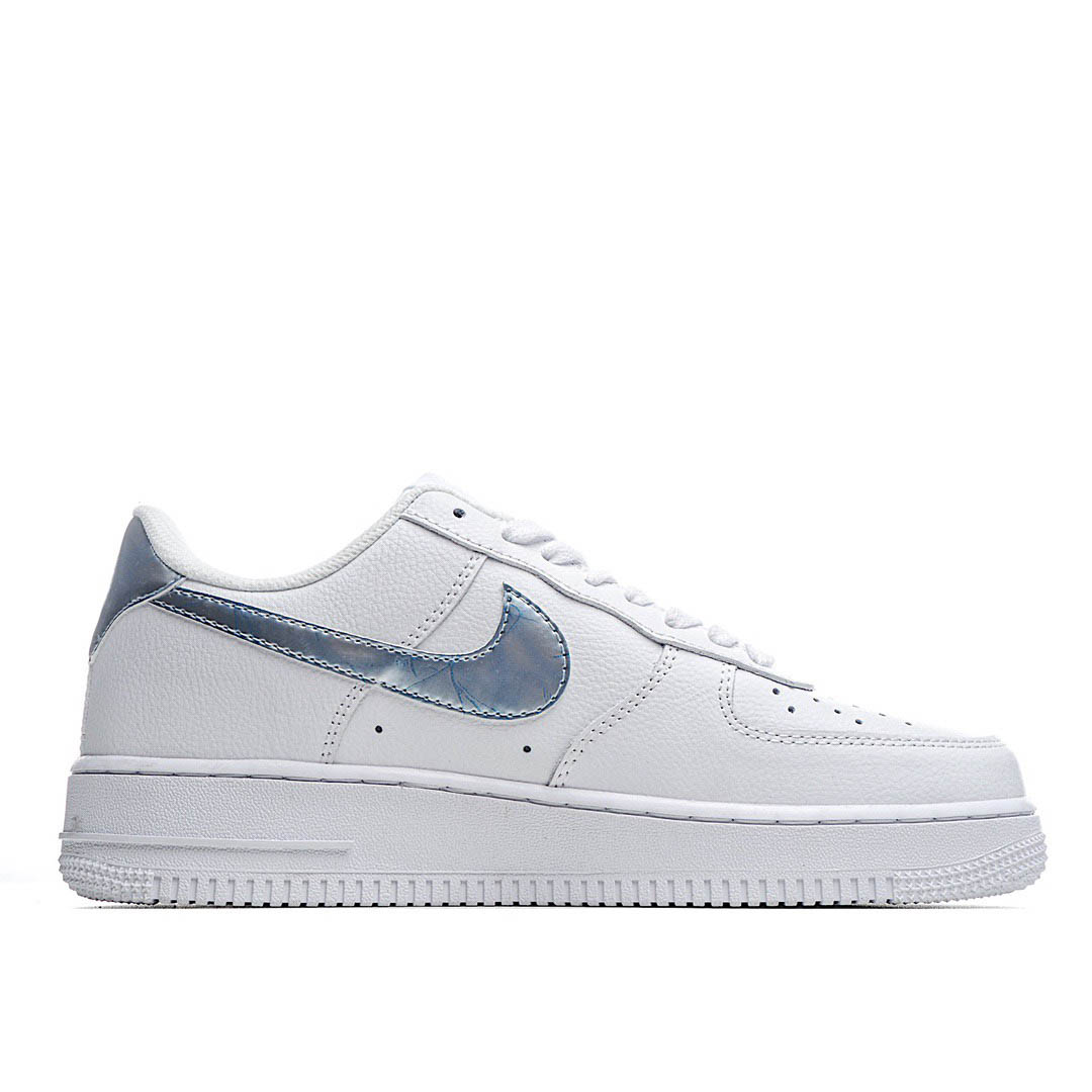Nike Air Force1 LOW07 Trainers in White blue    蓝