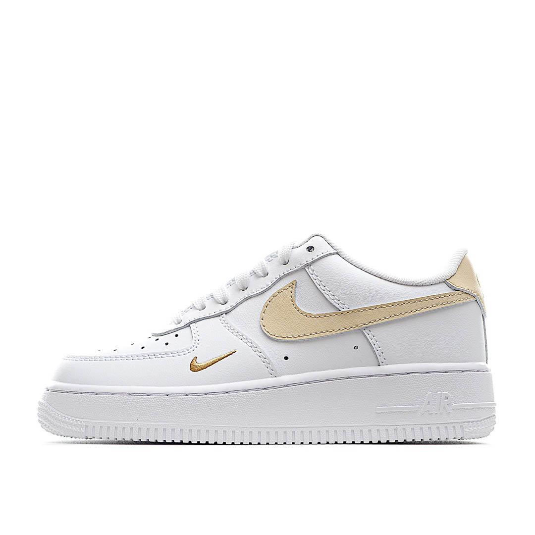 Nike Air Force Low First Use Platinum Low Top