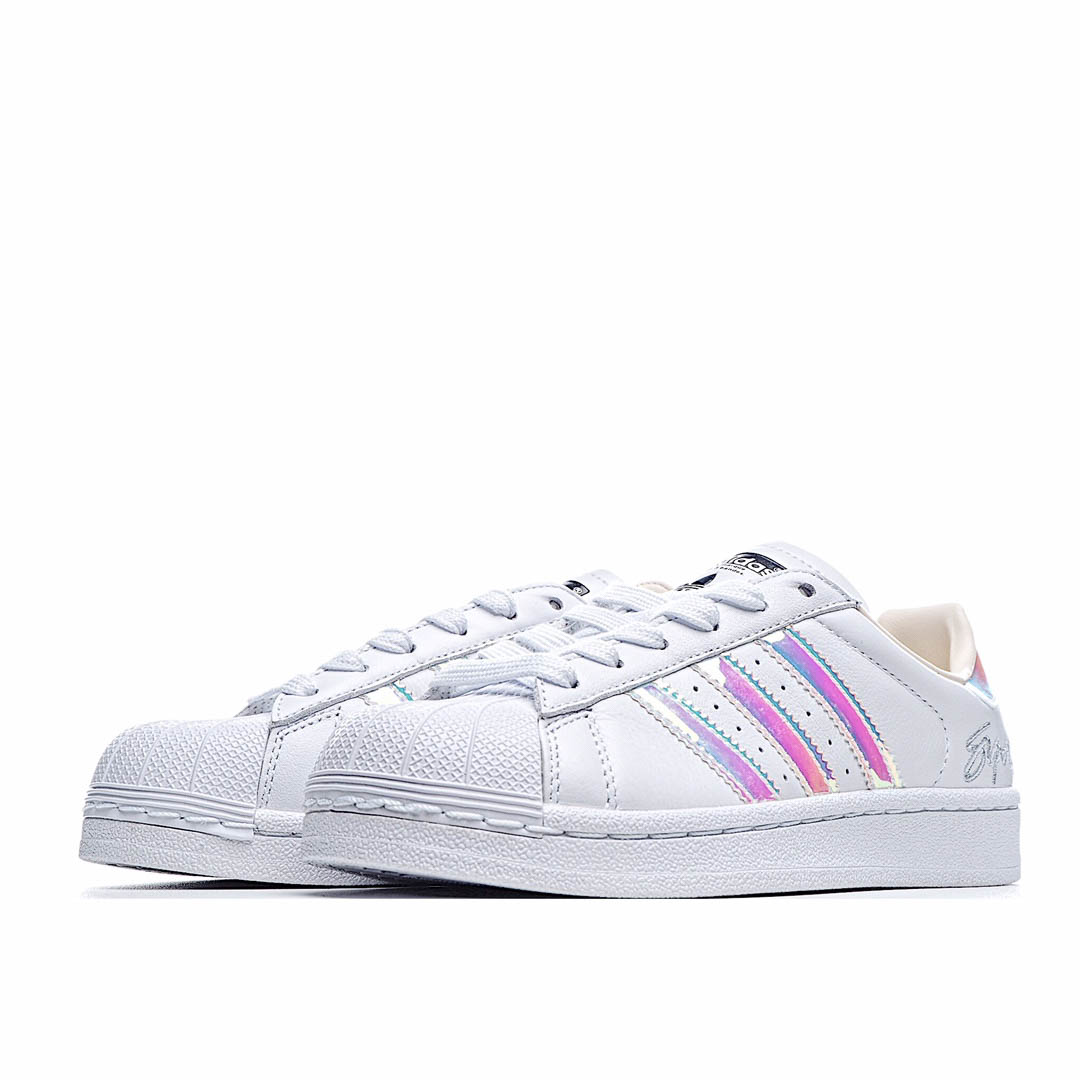 Adidas Superstar 'Iridescent'