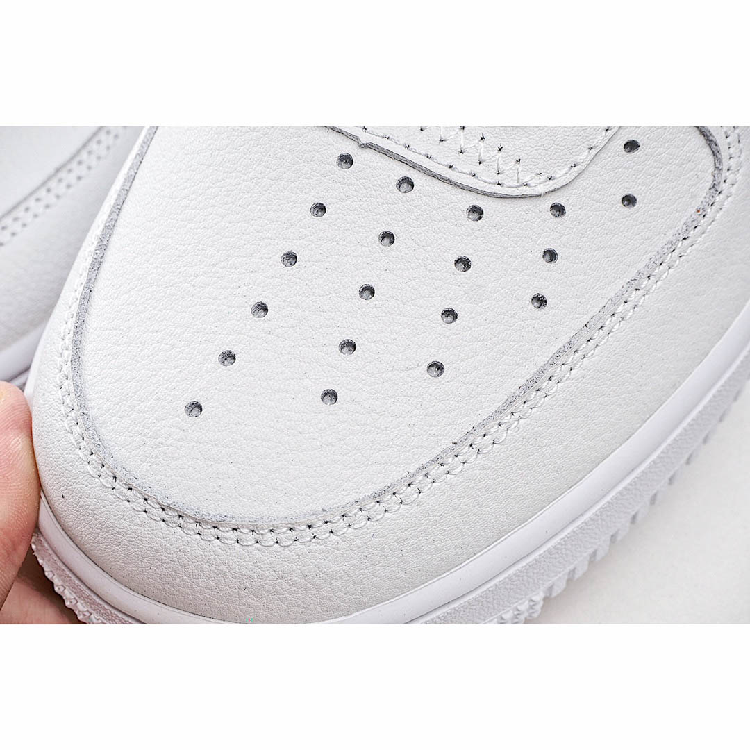 NIKE WMNS AIR FORCE 1 07 LX