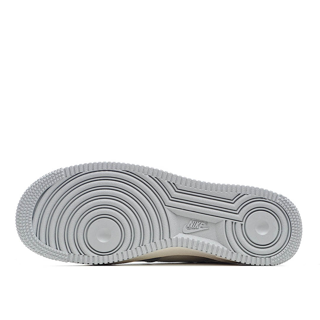 Nike Air Force 1 Low 07' 3M Reflective Low Top Sneakers