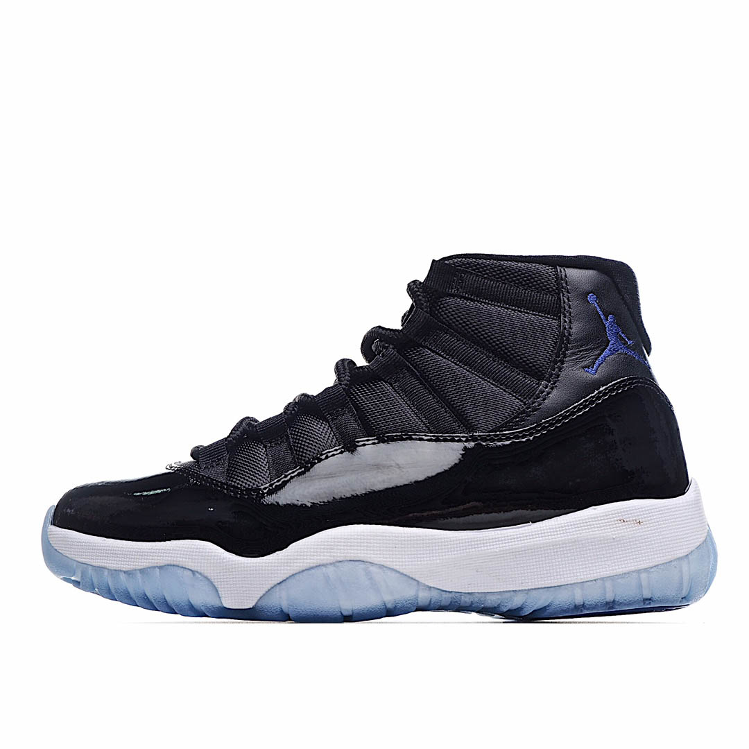 Air Jordan 11 Retro 'Space Jam' 2016