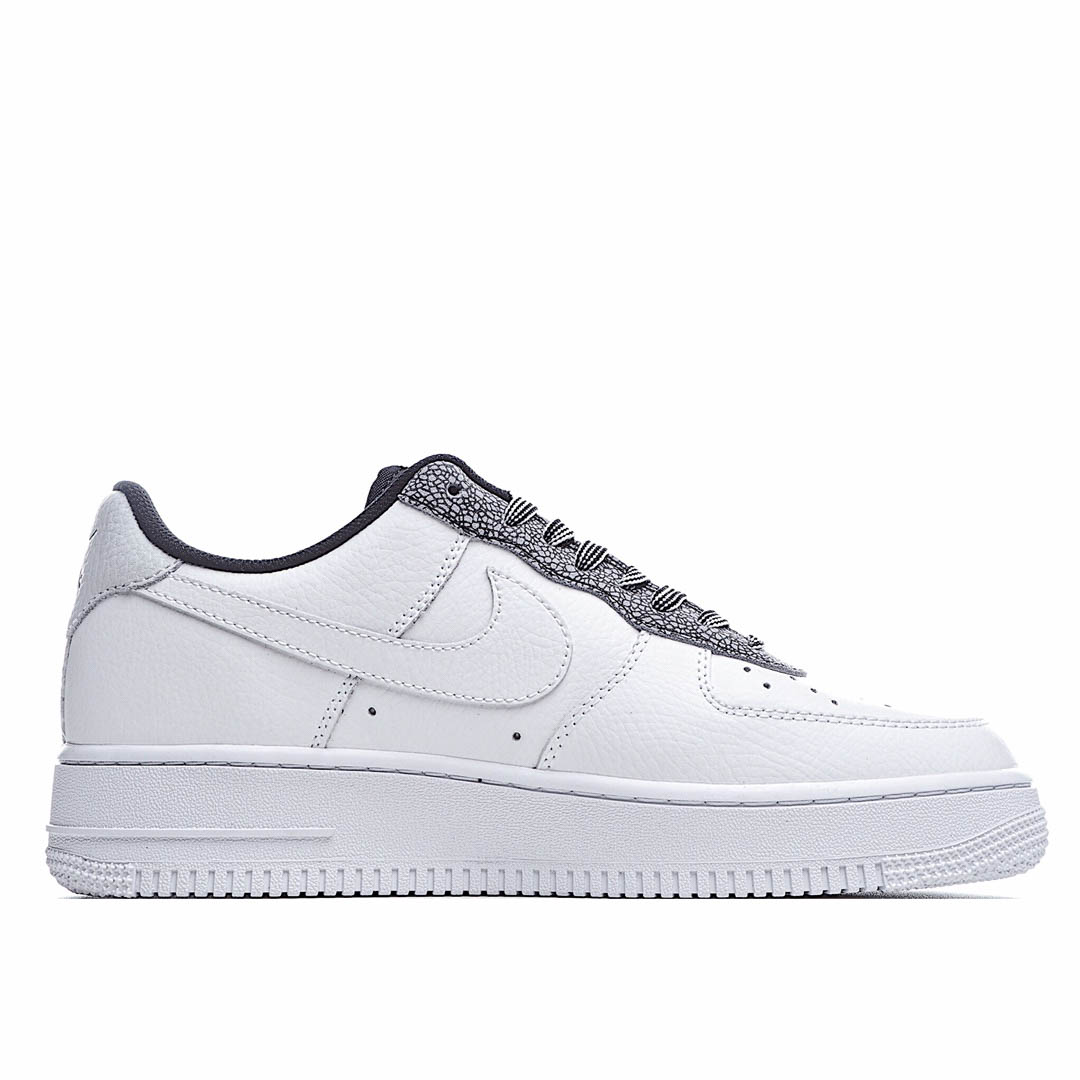 Nike Air Force 1 07
