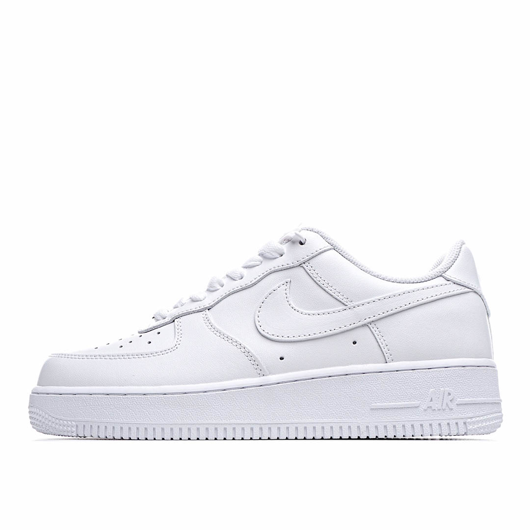 Nike Air Force 107 Low Top Sneakers