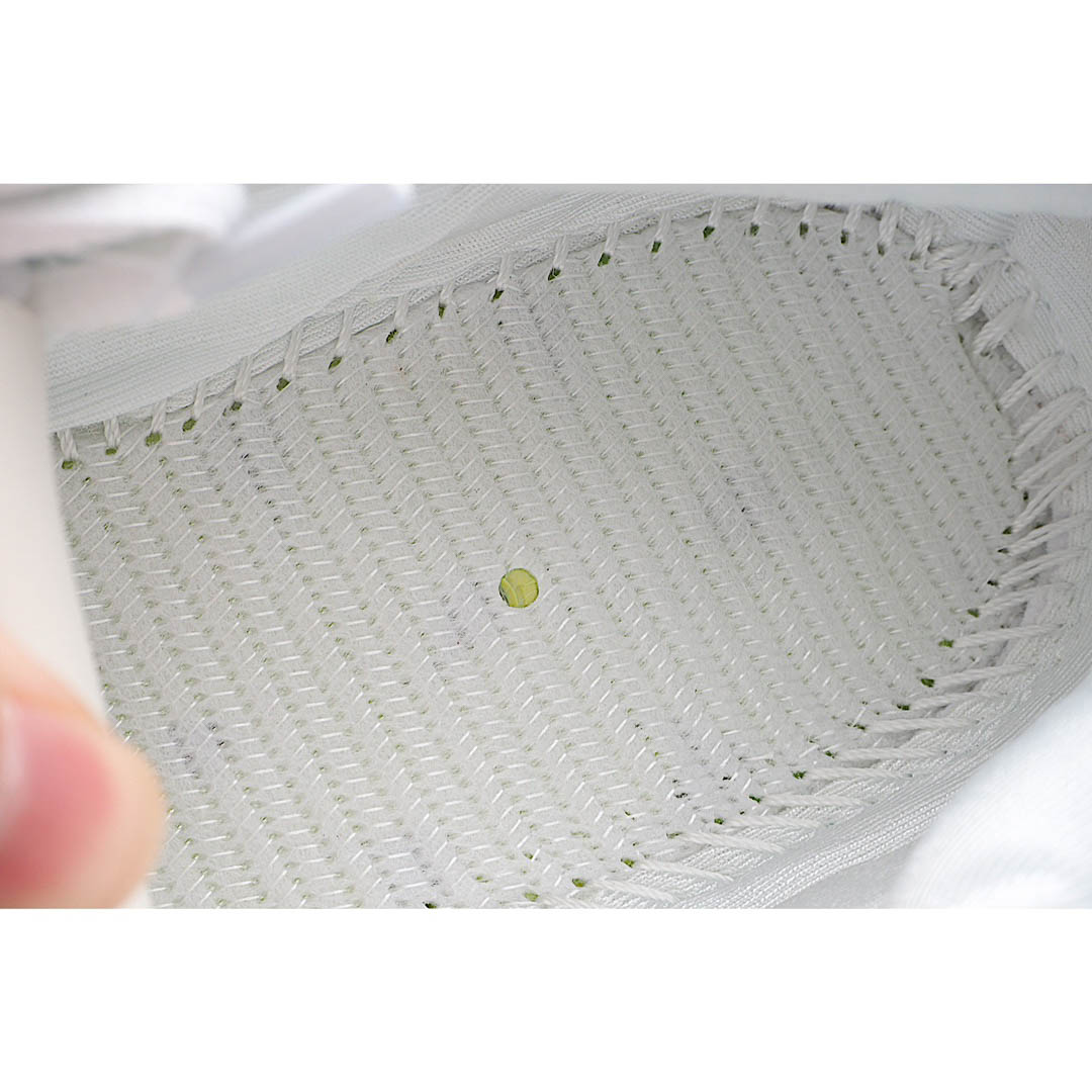 Adidas Wmns Ozweego 'White Yellow Tint'