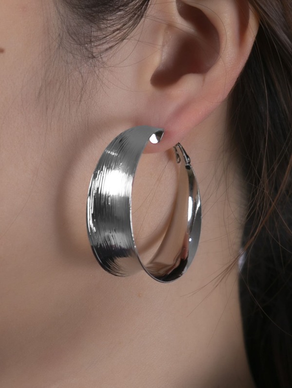 Minimalist Hoop Earrings