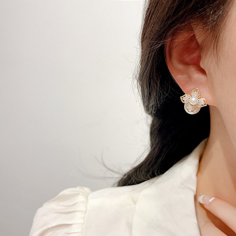 Flower Simulated-pearl Zircon Stud Earrings