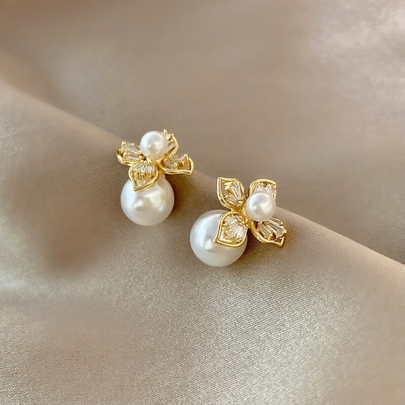 Flower Simulated-pearl Zircon Stud Earrings