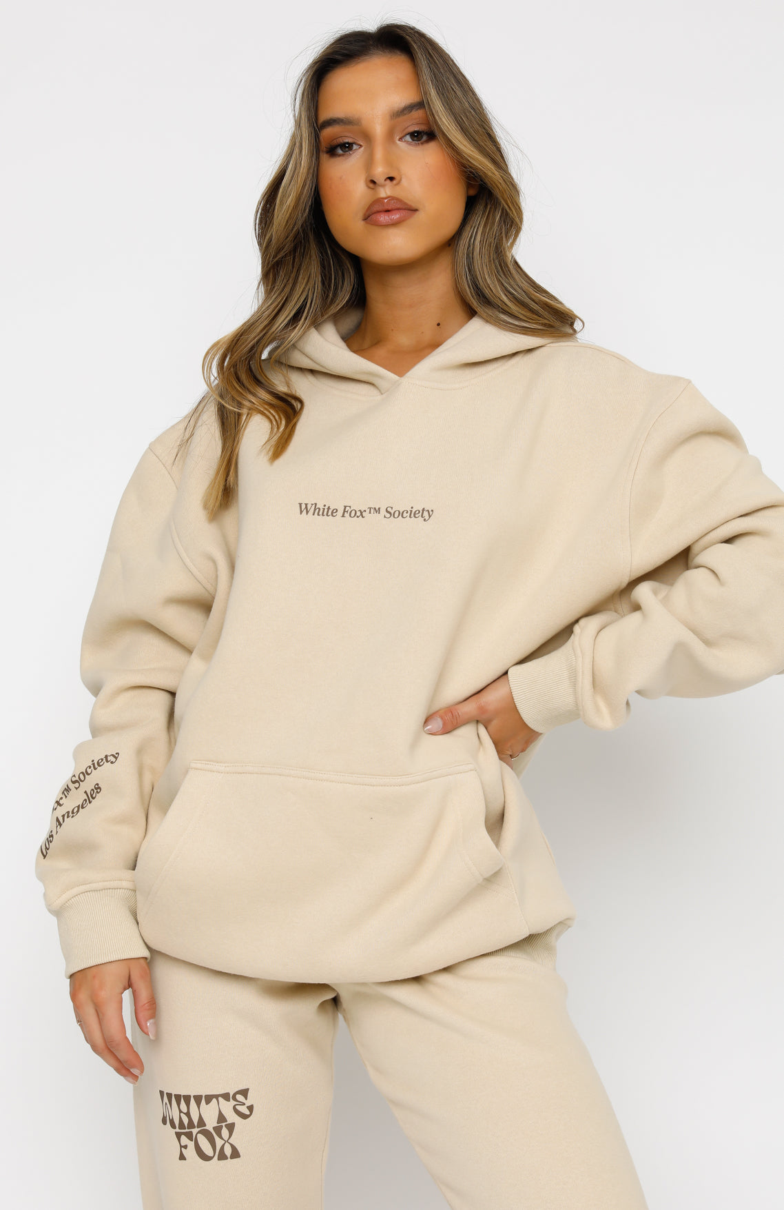 Heartbreak Hotel Hoodie Sand