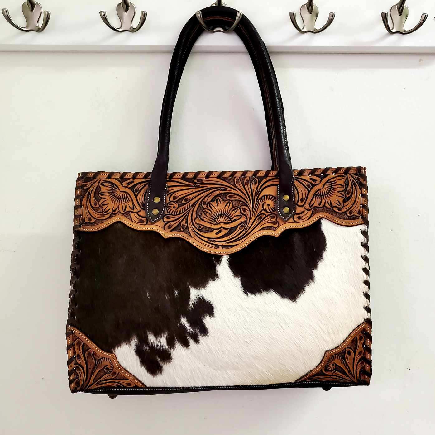 Conquistador Large Shoulder Bag