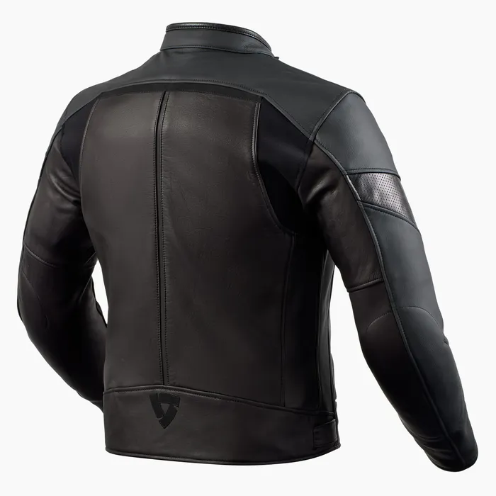 A ‘70s-inspired, futureproof, leather jacket for the stylish Urban rider.