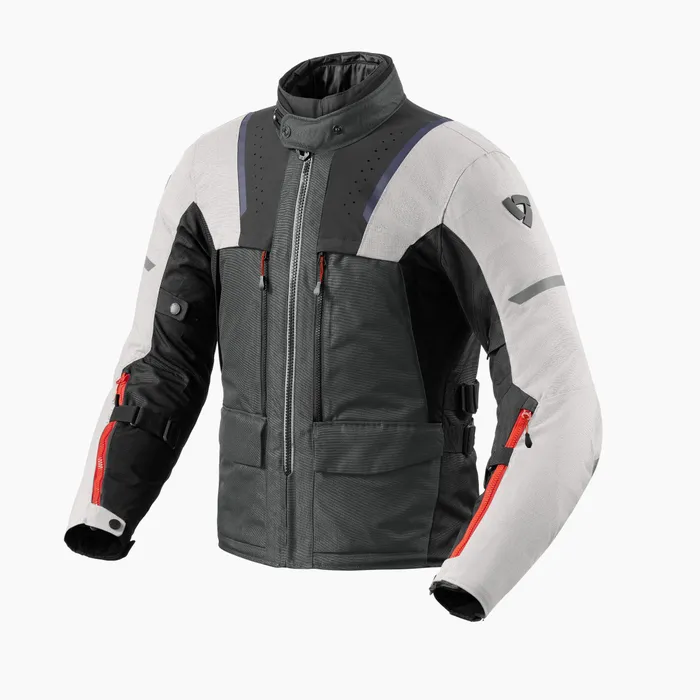 Versatile all-season jacket for adventure riding