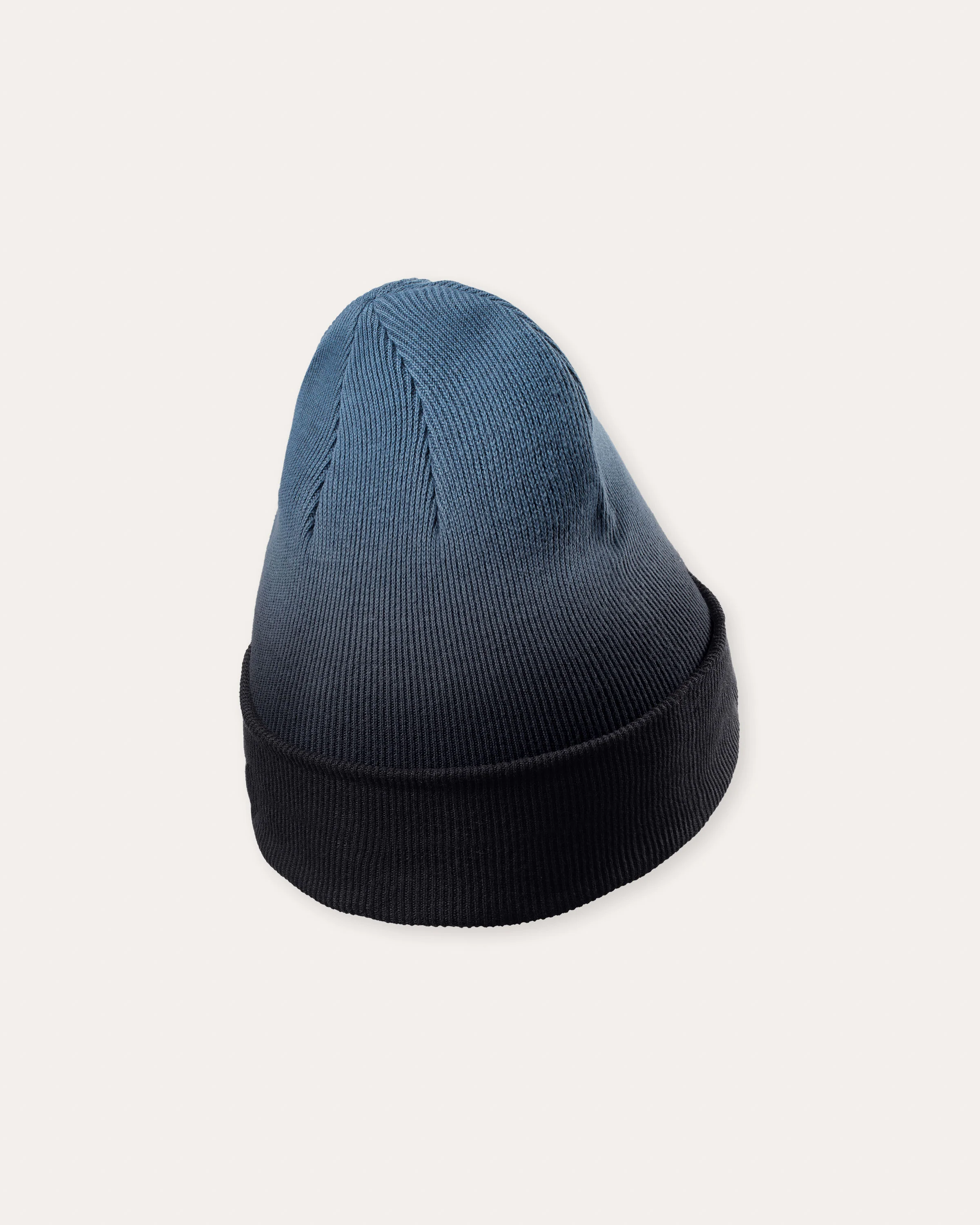 Beanie Arevik | Black-Orange