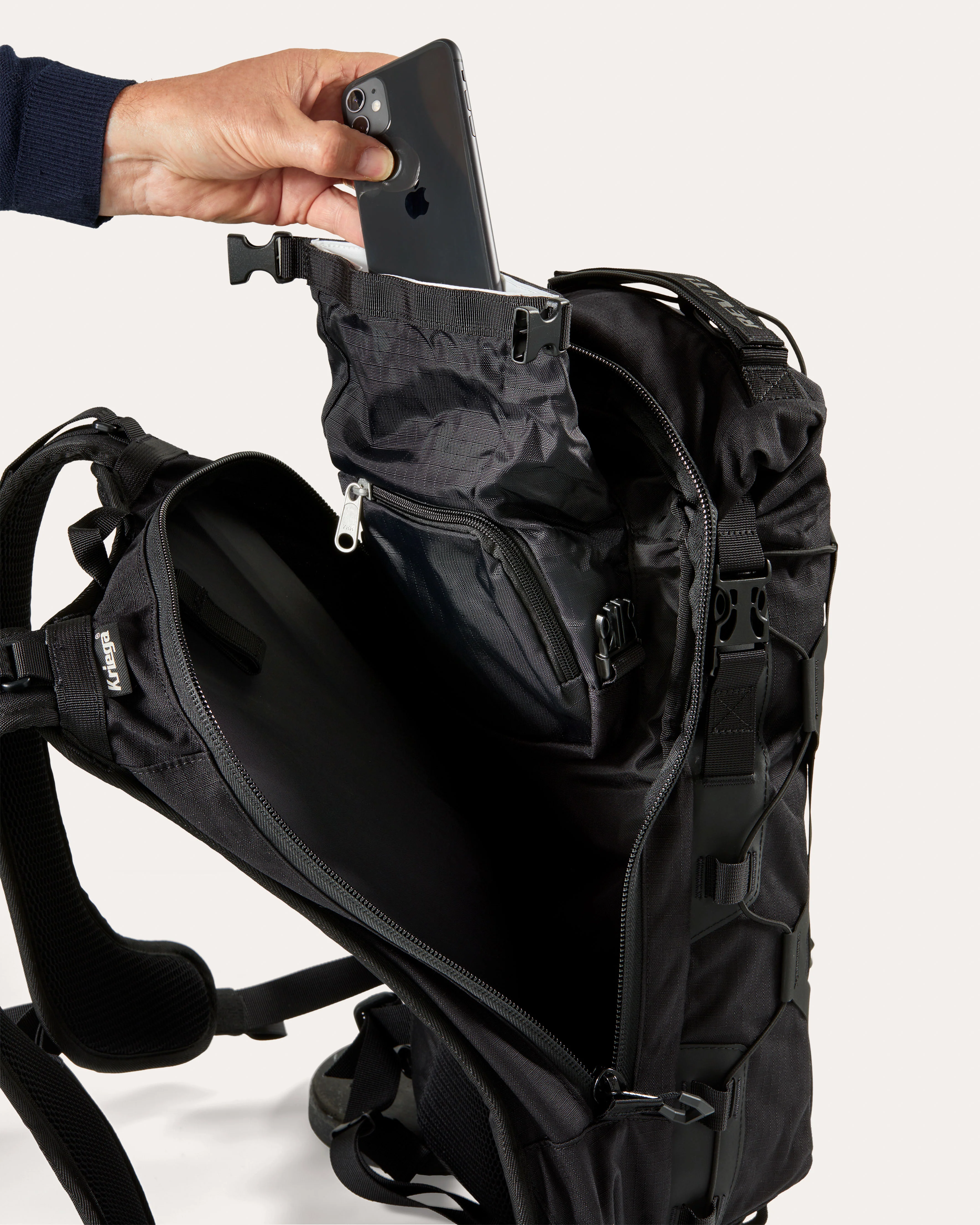 Backpack Barren 18L H2O | Black-Light Grey