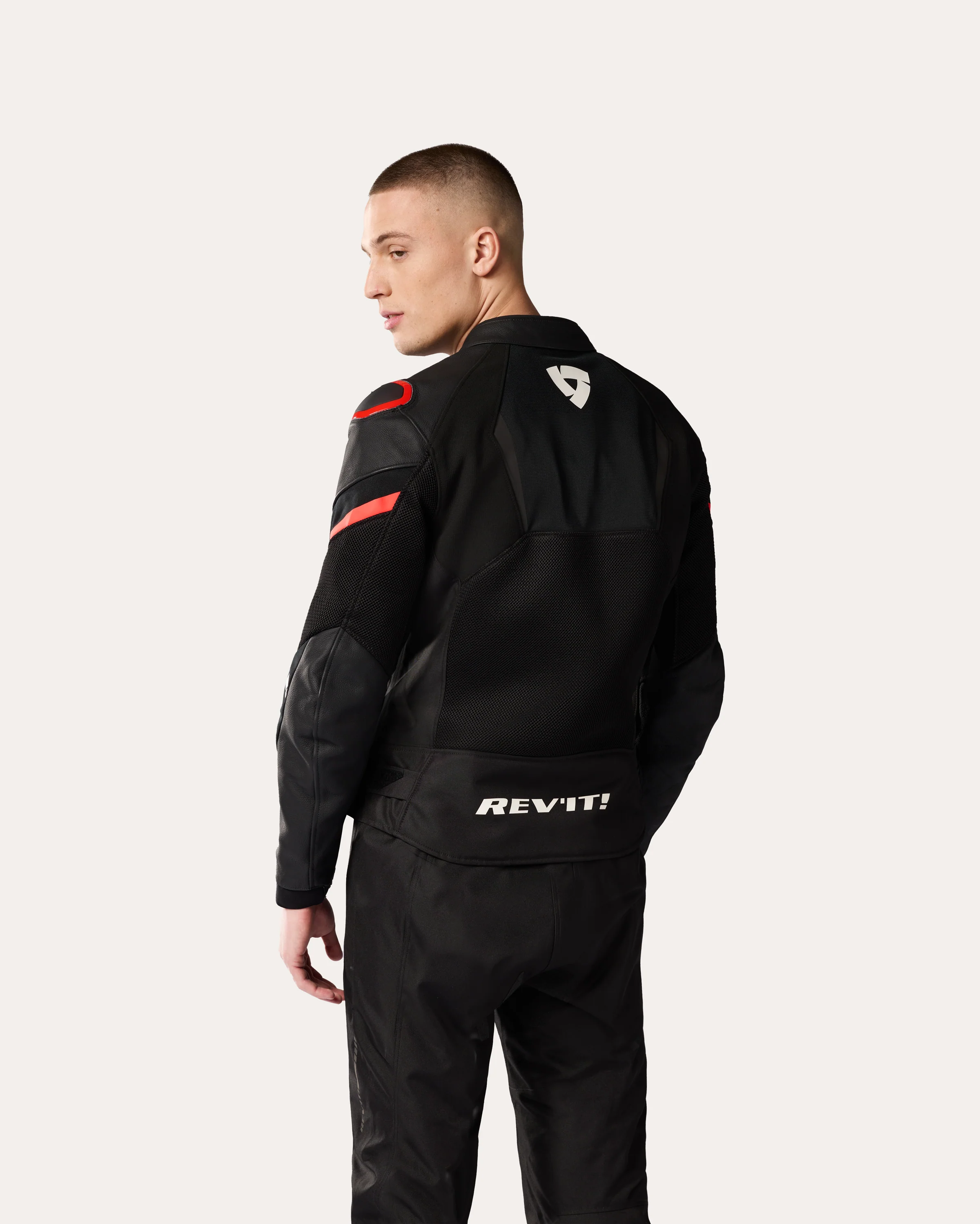 Jacket Mantis 3 H2O | Black-Red