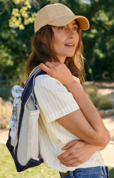 Clothing/Women's/Accessories