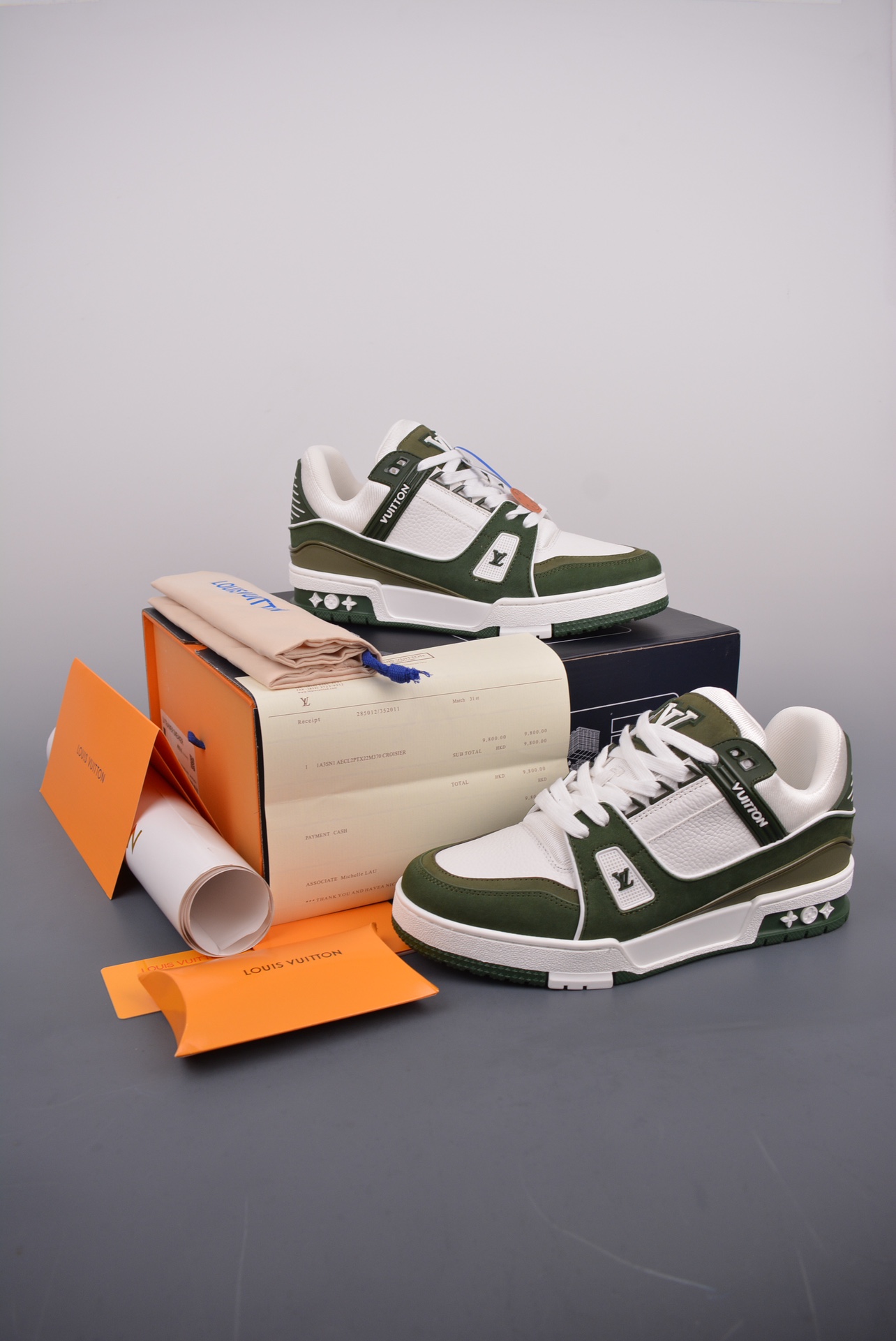 Louis Vuitton Trainer Sneakers (High Quality Version) - Ultra-Collectible