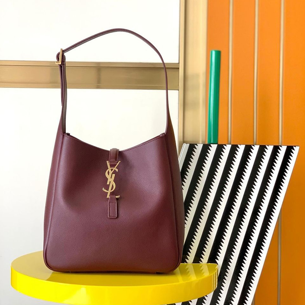 SAINT LAURENT YSL Le 5 à 7 Leather Shoulder Bag - Ultra-Collectible