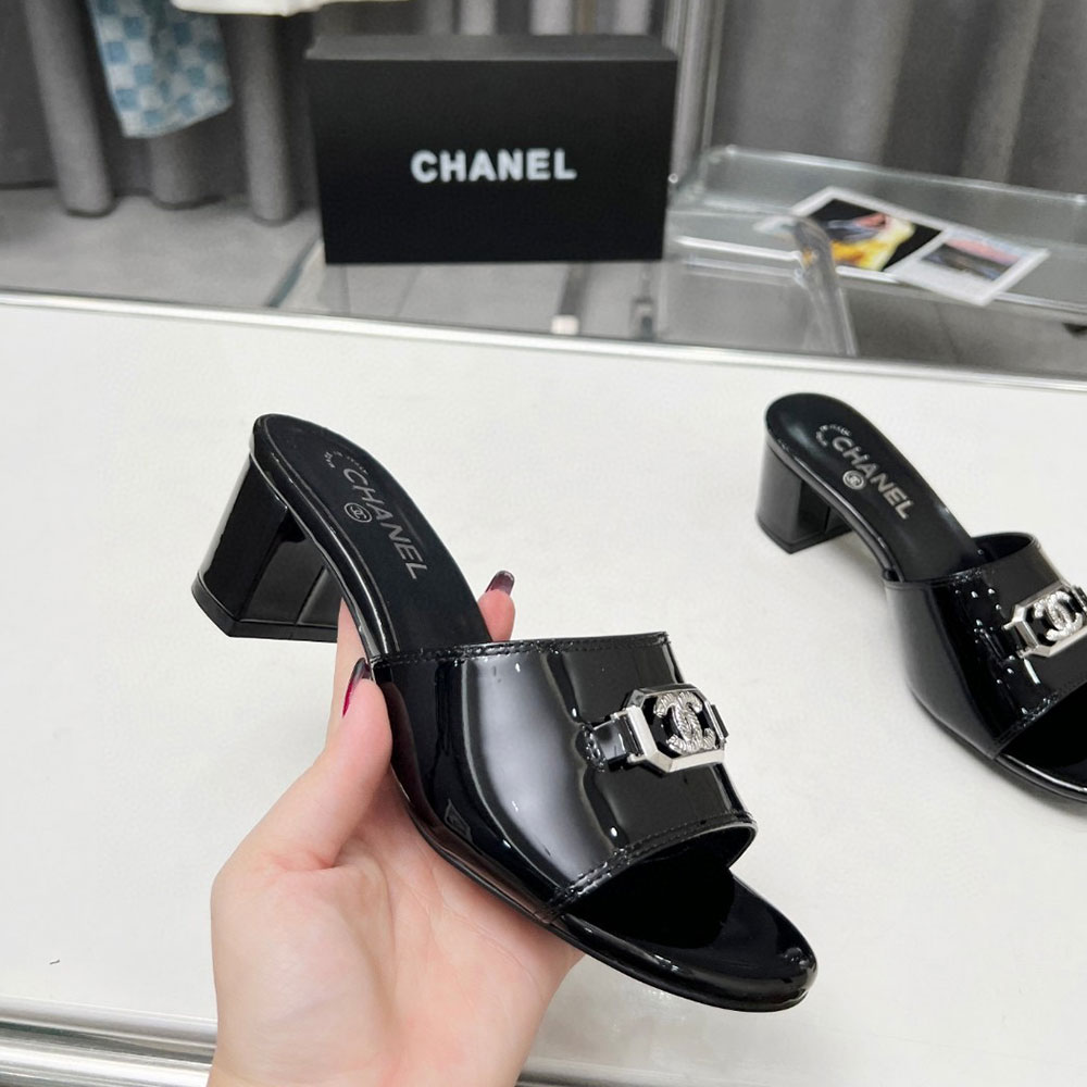 Chanel Flat Open-toed Flip-flops With Thick Heels Slide Sandal(Replica) - Ultra-Collectible
