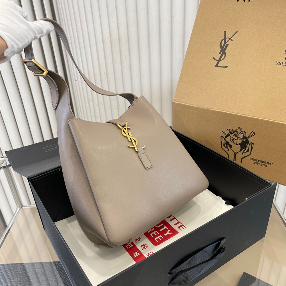 SAINT LAURENT YSL Le 5 à 7 monogram-plaque shoulder bag(Replica) - Ultra-Collectible