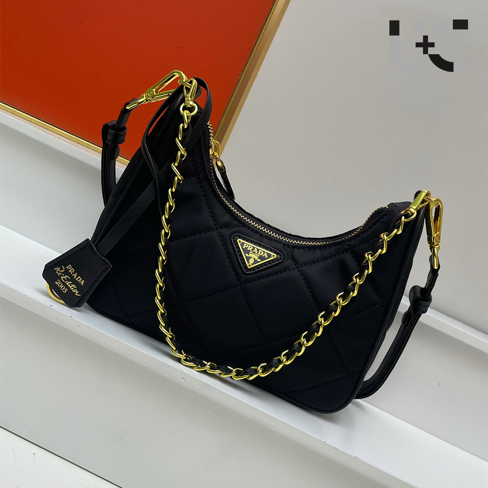 Prada Re-Edition 1995 Chane Re-Nylon bag (Replica) - Ultra-Collectible