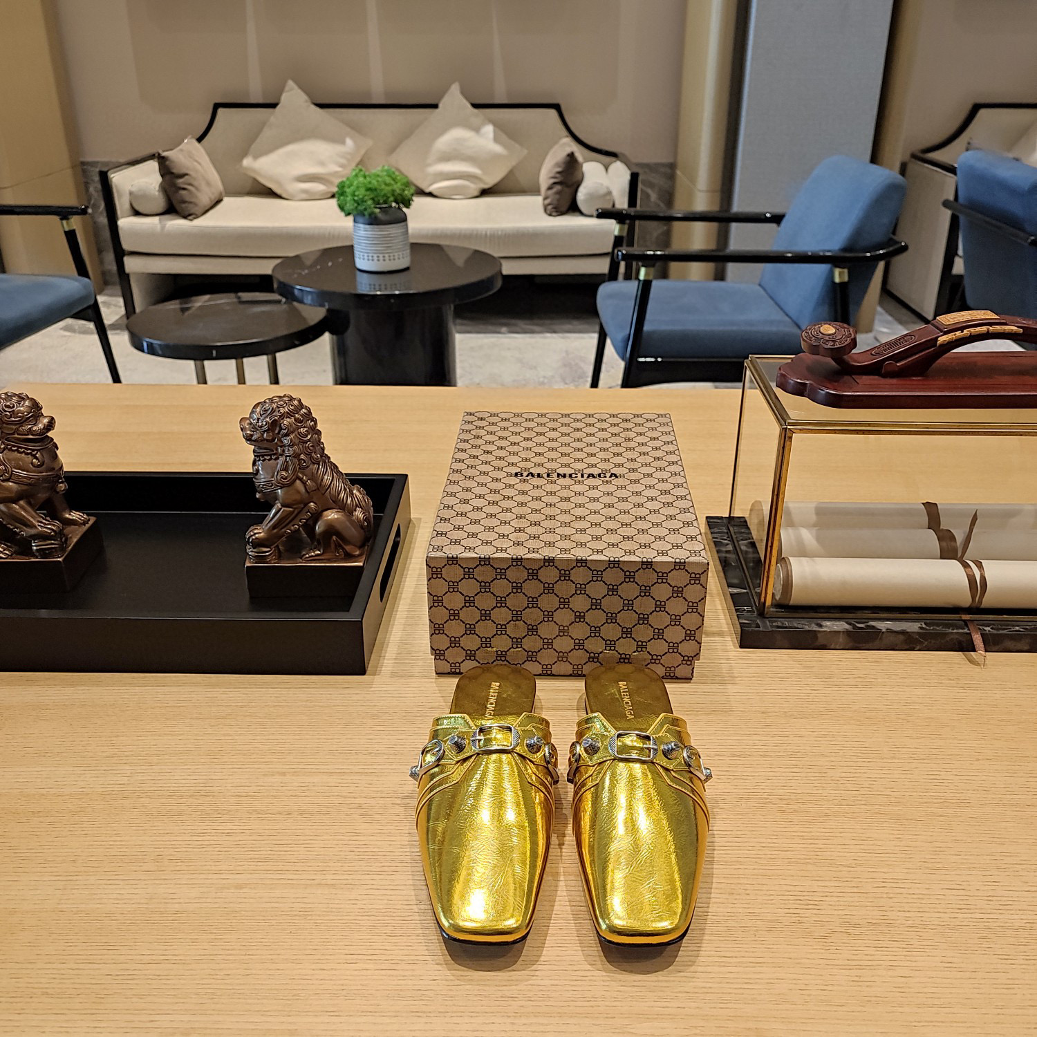 Balenciaga  Cagole  Leather Sandals Slide Sandal(Replica) - Ultra-Collectible