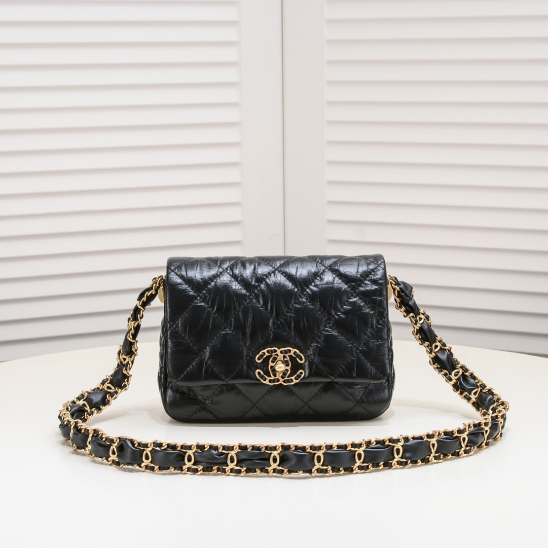 Chanel Hobo Wide Shoulder Strap Crossbody Bag Shoulder Bag（Replica） - Ultra-Collectible