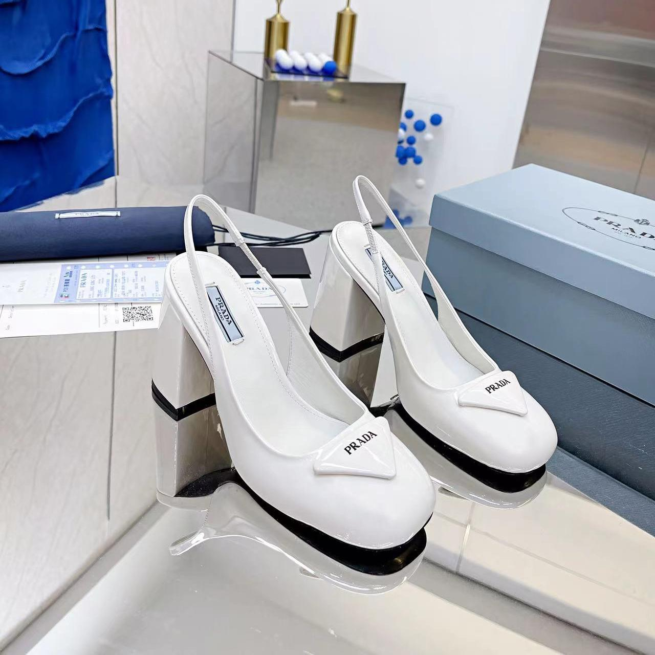 Prada  Patent Leather Chunky Heel  Sandals Slide (Replica) - Ultra-Collectible