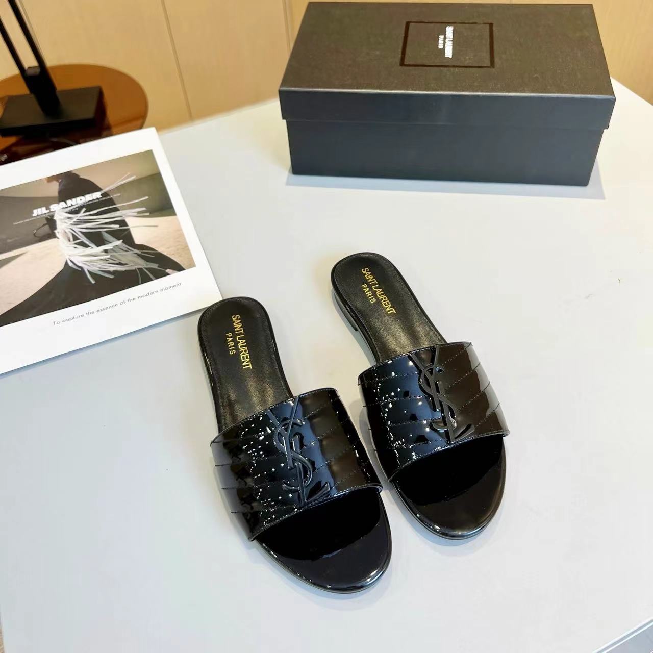 YSL Saint Laurent Black Label Slippers Patent Leather (Replica) - Ultra-Collectible