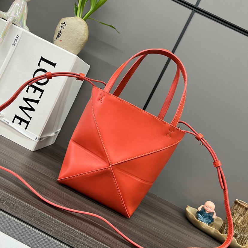 Loewe Mini Puzzle Fold Tote in shiny calfskin Red(Replica) - Ultra-Collectible
