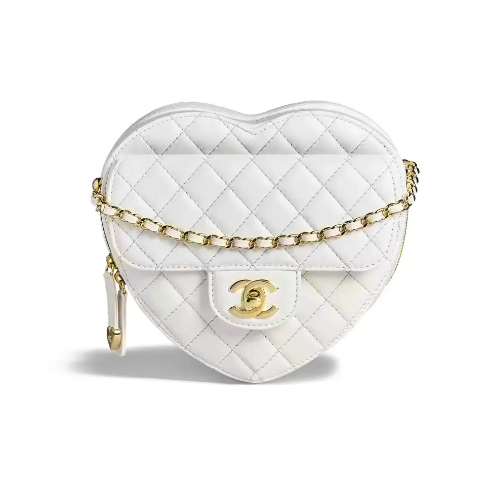 Chanel  Heart Bag (Perfect Replica） - Ultra-Collectible