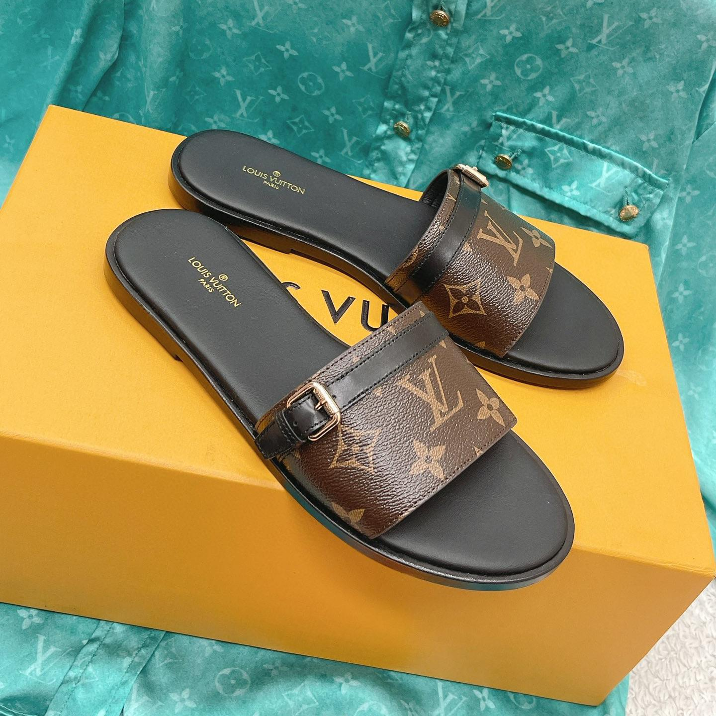 Louis Vuitton LV Comfortable Flat Slippers  Slide Sandal (Replica) - Ultra-Collectible
