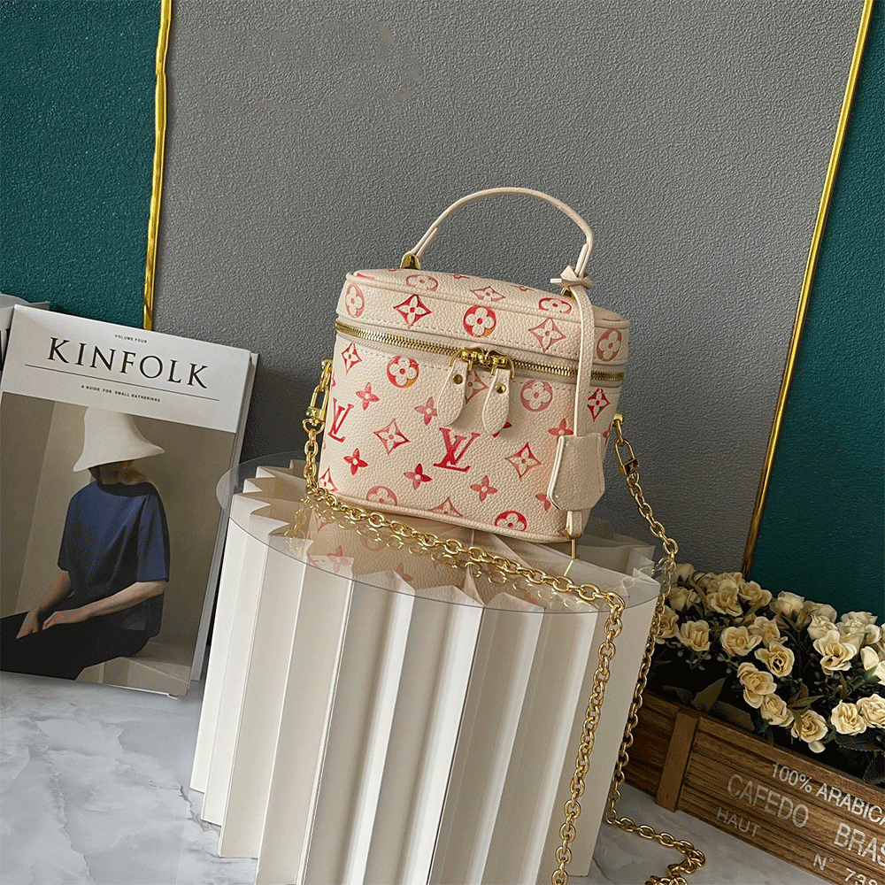 Louis Vuitton LV Cosmetic Bag （Replica） - Ultra-Collectible