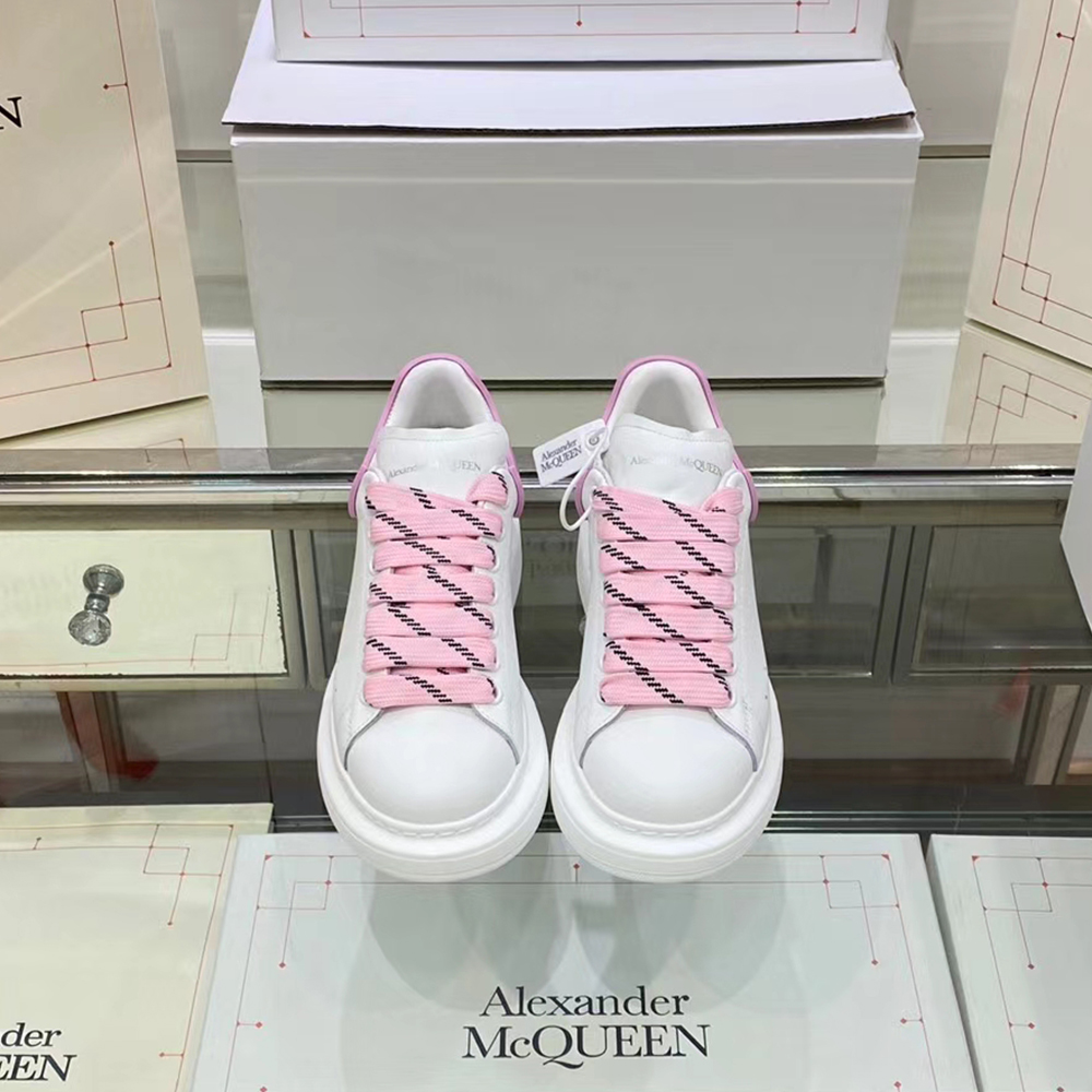Alexander McQueen‘Larry’sneakers  (Replica) - Ultra-Collectible
