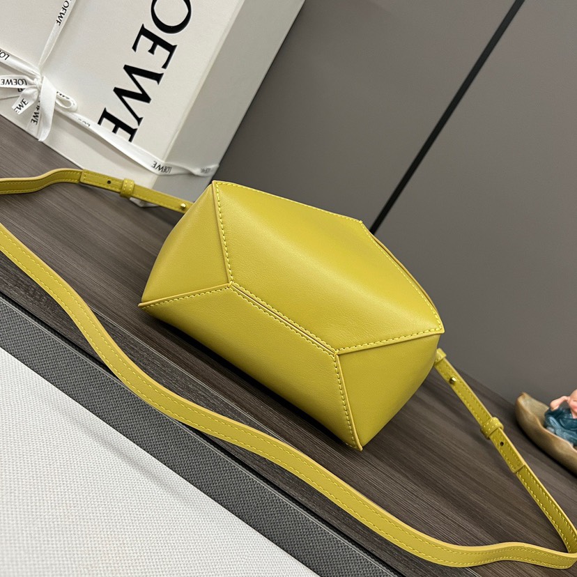 Loewe Mini Puzzle Fold Tote in shiny calfskin Yellow(Replica) - Ultra-Collectible