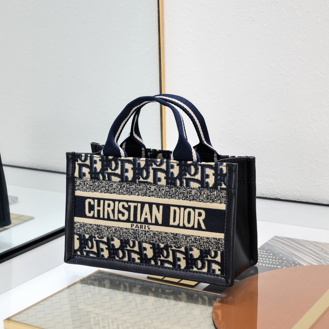 Dior Mini Book Tote（Replica） - Ultra-Collectible