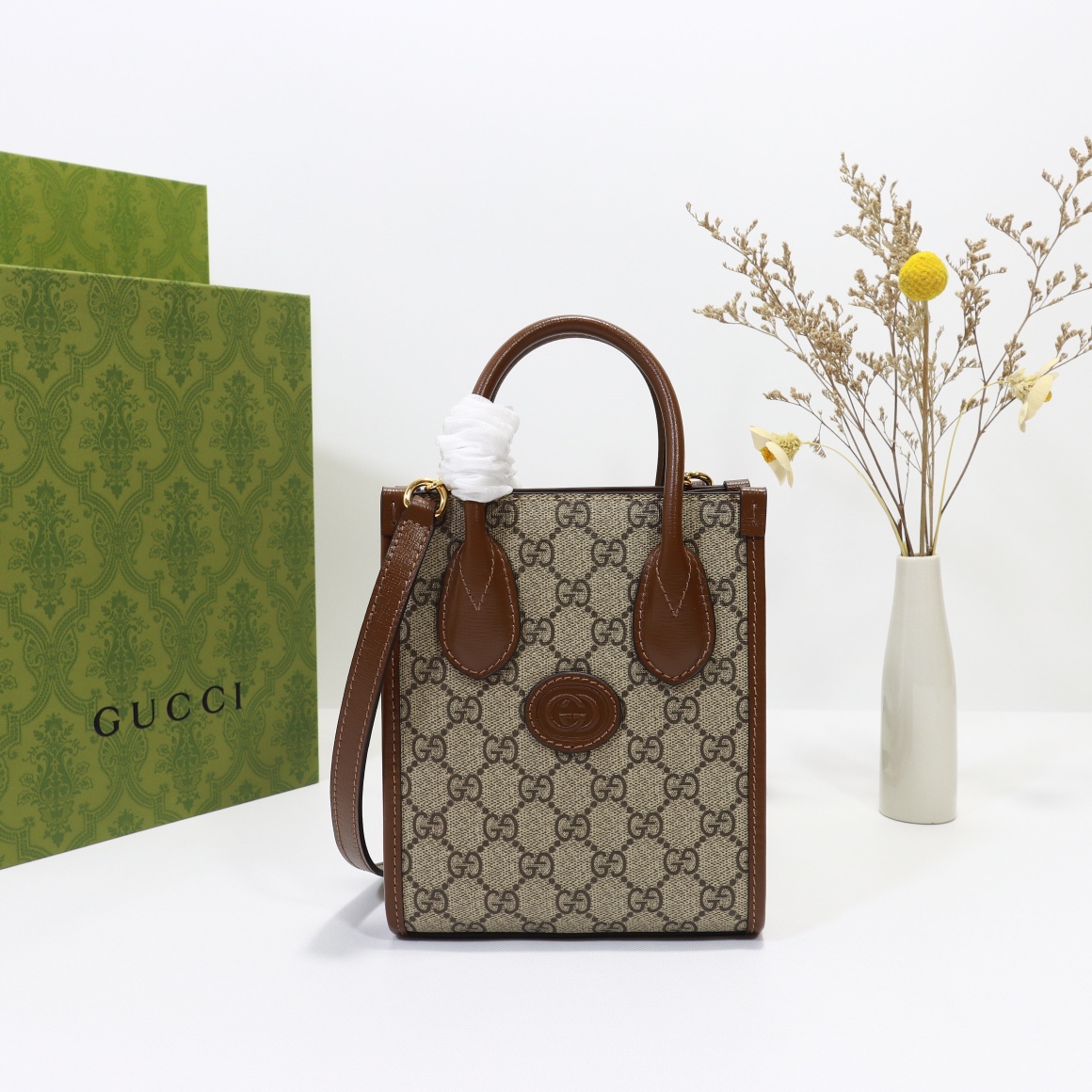 Gucci Retro Classics GG Handbag(Replica) - Ultra-Collectible