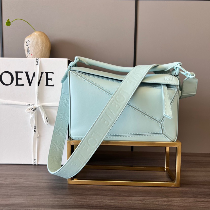 Loewe Small Puzzle Light Blue(Replica) - Ultra-Collectible
