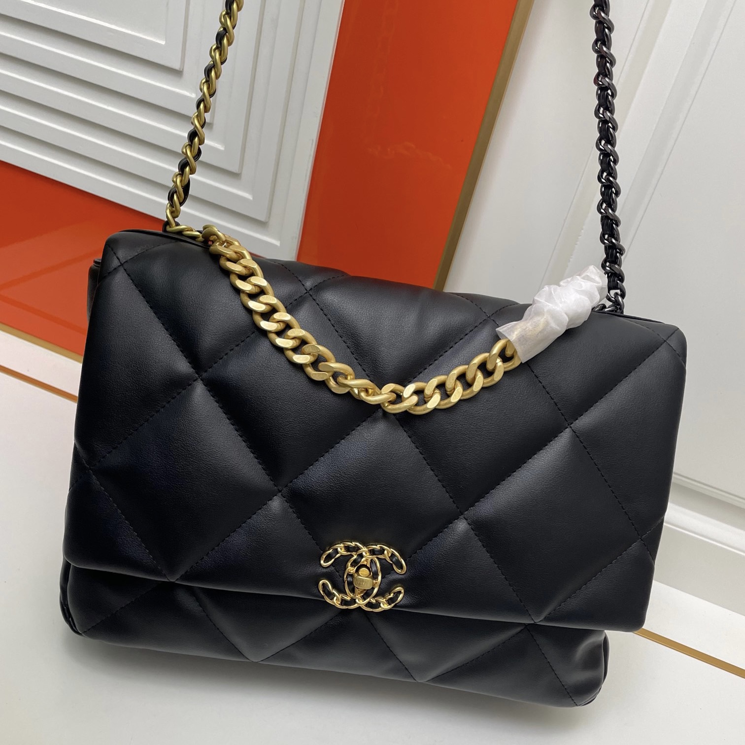 Chanel 19bag   Gold Buckle Shoulder Crossbody Bag (Perfect Replica） - Ultra-Collectible