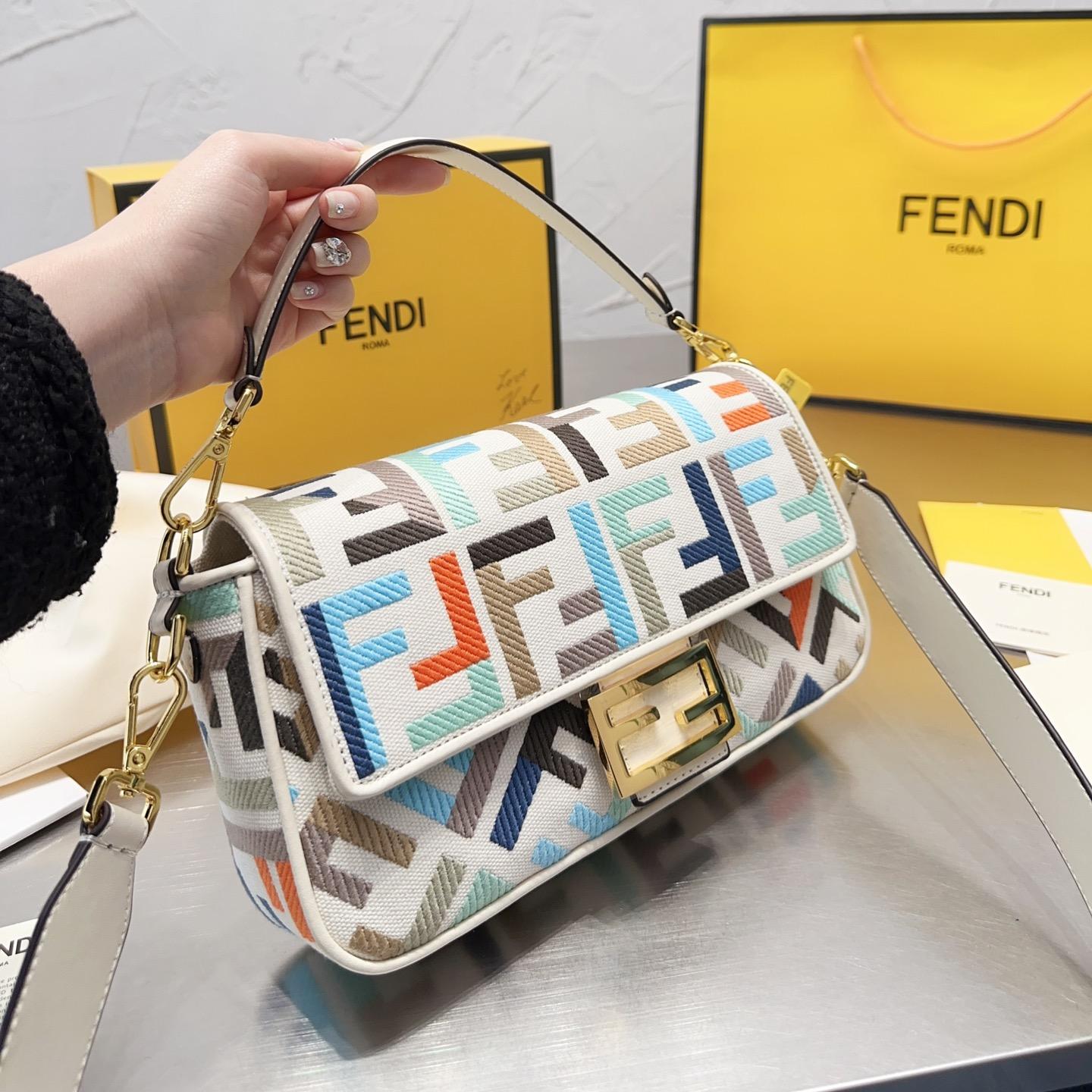 FENDI Baguette Multicolor canvas bag with FF embroidery (Replica) - Ultra-Collectible