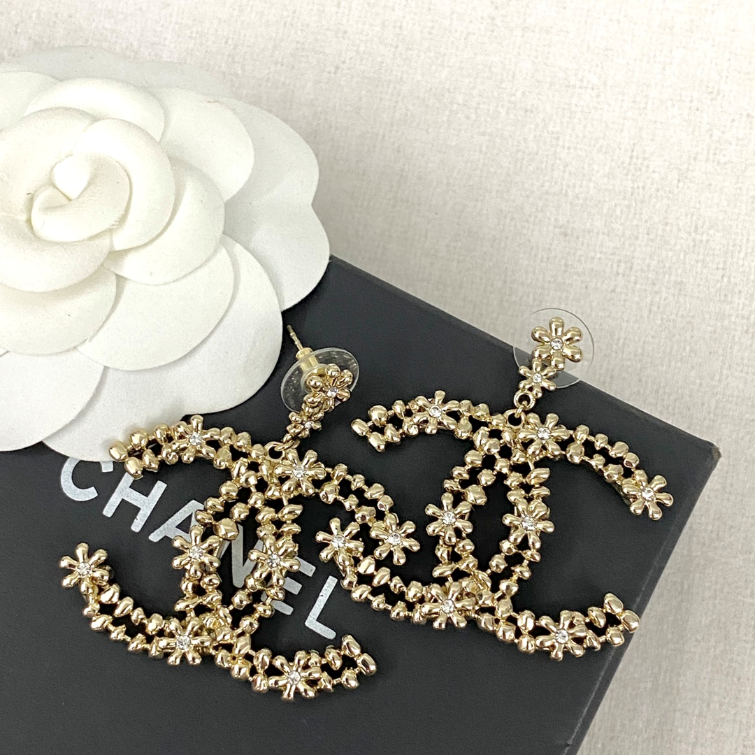 Chanel Hollow Double C Earrings - Ultra-Collectible
