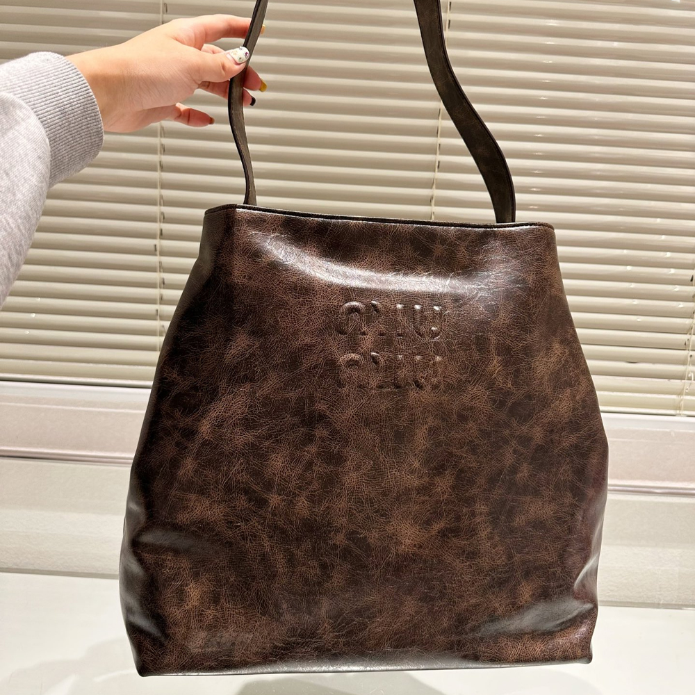 MIU MIU Hobo Leather Shoulder Handbag（Replica） - Ultra-Collectible