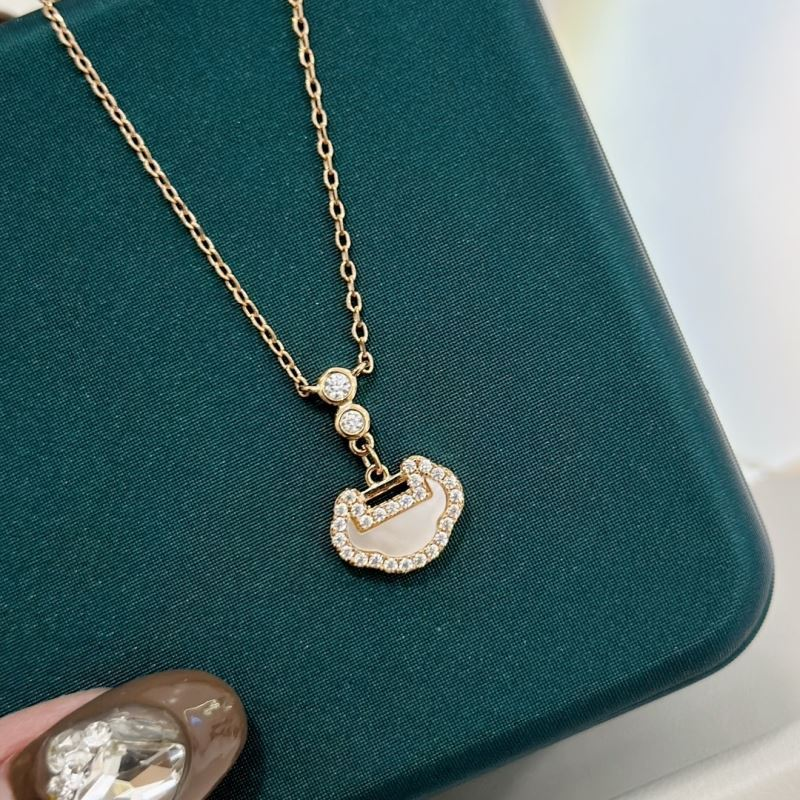 Qeelin Yu Yi Diamond Necklace - Ultra-Collectible