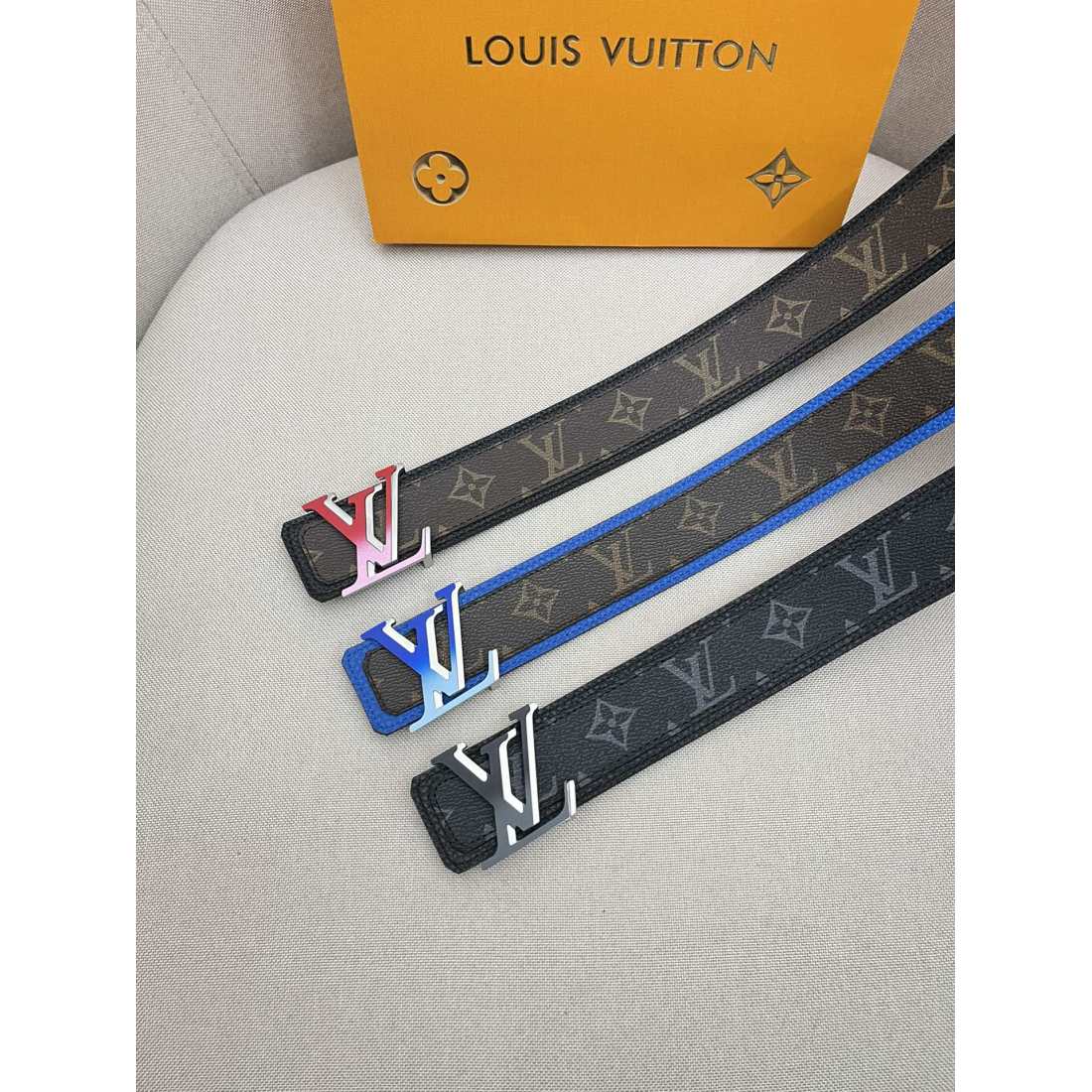 Lv Fade LOGO Calfskin Men's Belt - Ultra-Collectible