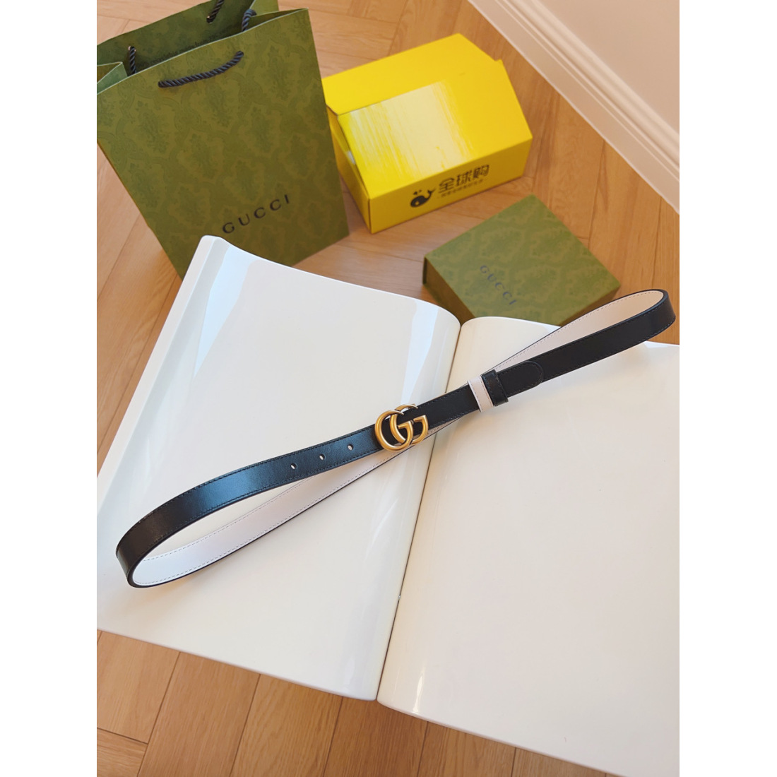 Gucci Classic Leather Women's Belt 20MM - Ultra-Collectible