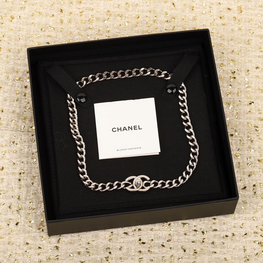 Chanel double C bracelet - Ultra-Collectible