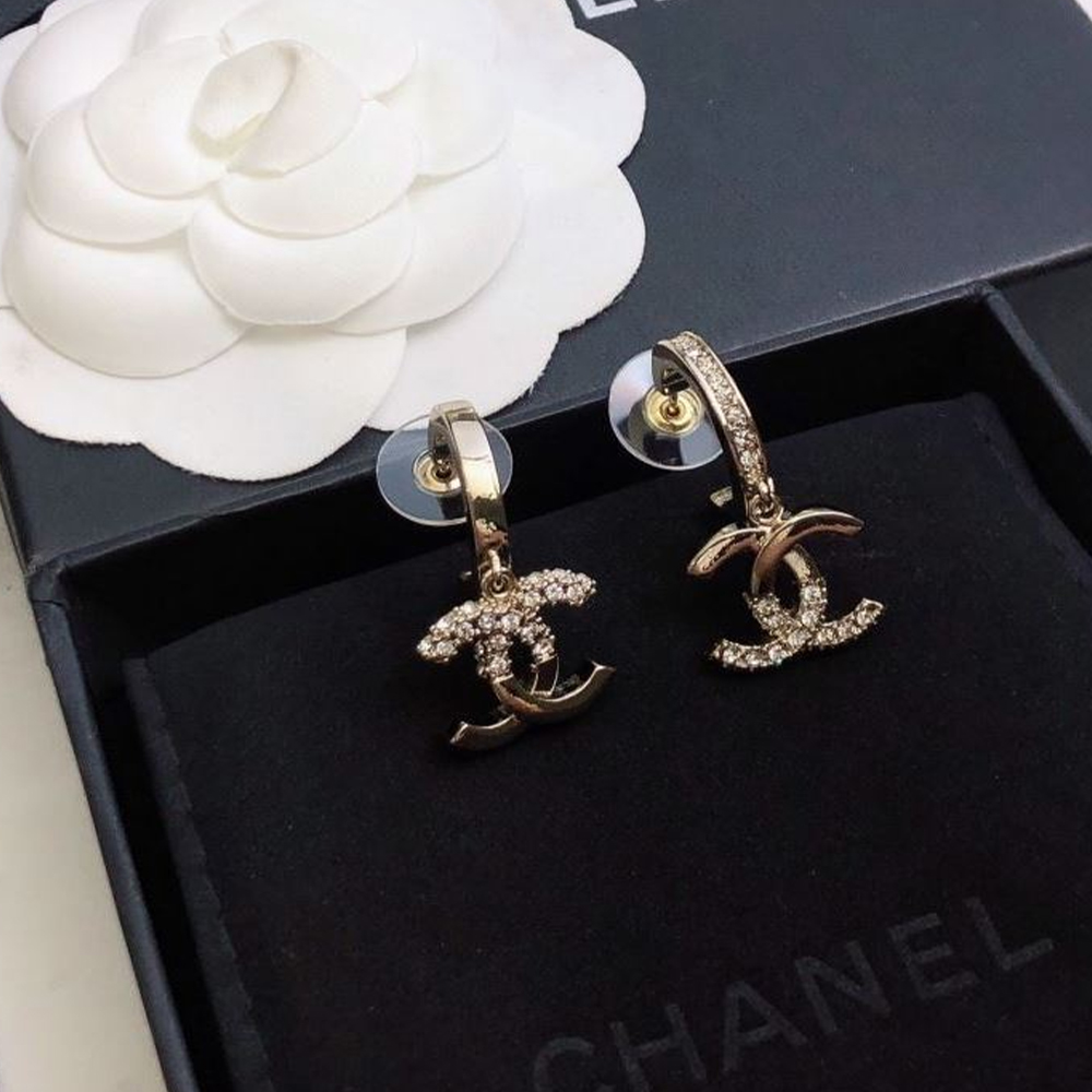 Chanel diamond earrings - Ultra-Collectible