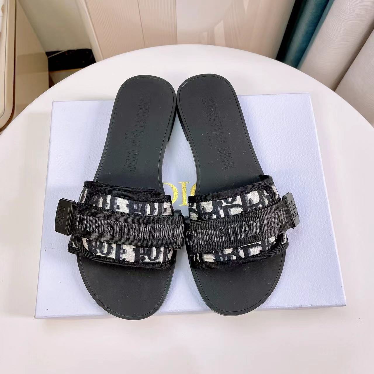 Dior DWAY Slide Slipper Sandals  With Adjustable Type Slide Sandal (Replica) - Ultra-Collectible