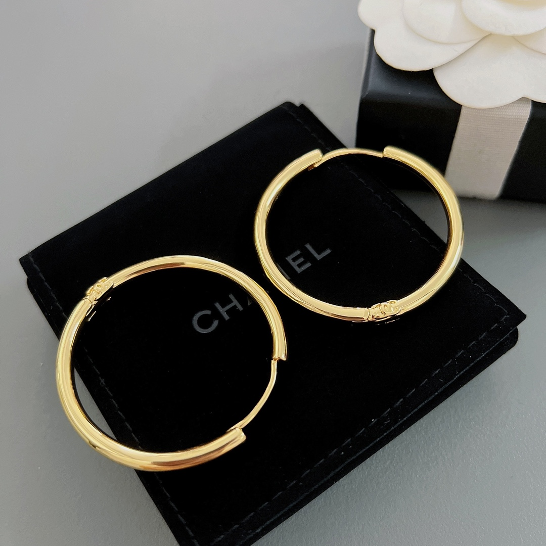 Chanel Round Earrings - Ultra-Collectible