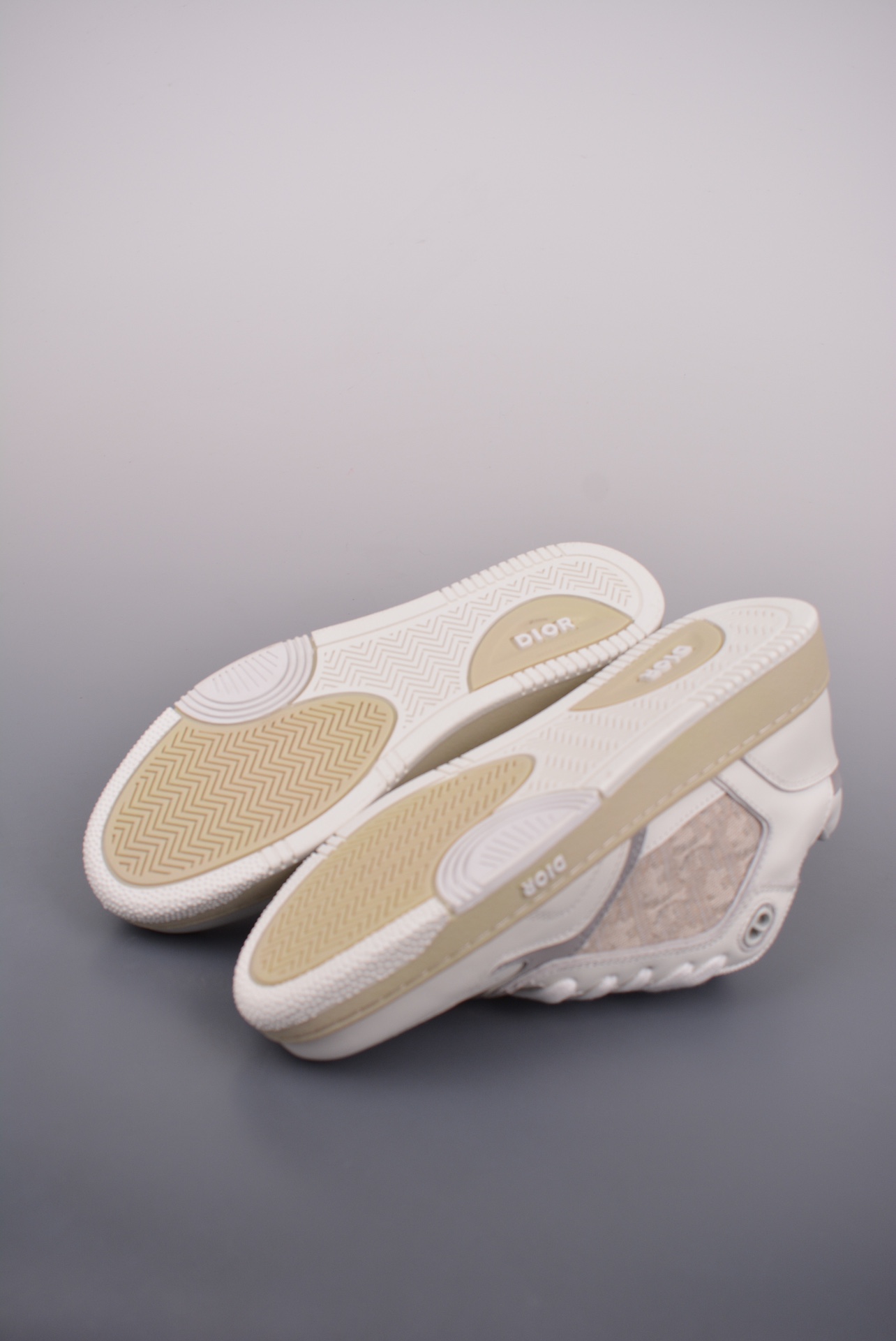 Dior B27 Sneakers White (AAA High Quality Version) - Ultra-Collectible